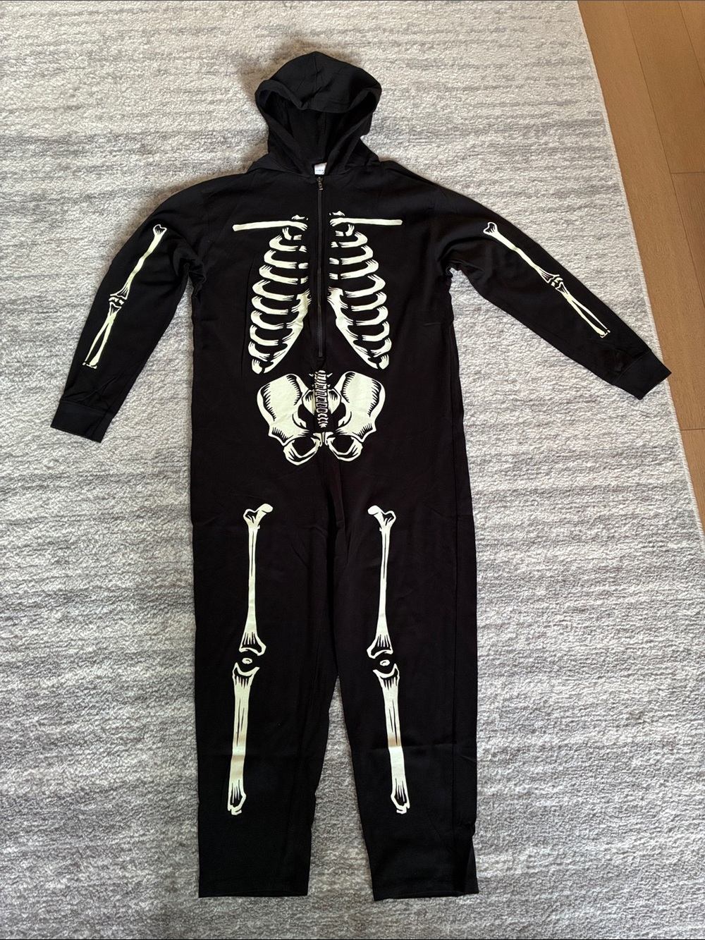 Zara Halloween Glow In Dark Skeleton Hooded Onsie size 13/14